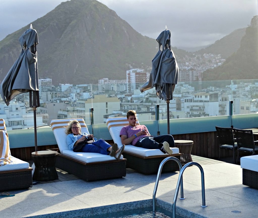 Rio with family rooftop pool Copyright©2016 reserved to photographer via mapandfamily.com
