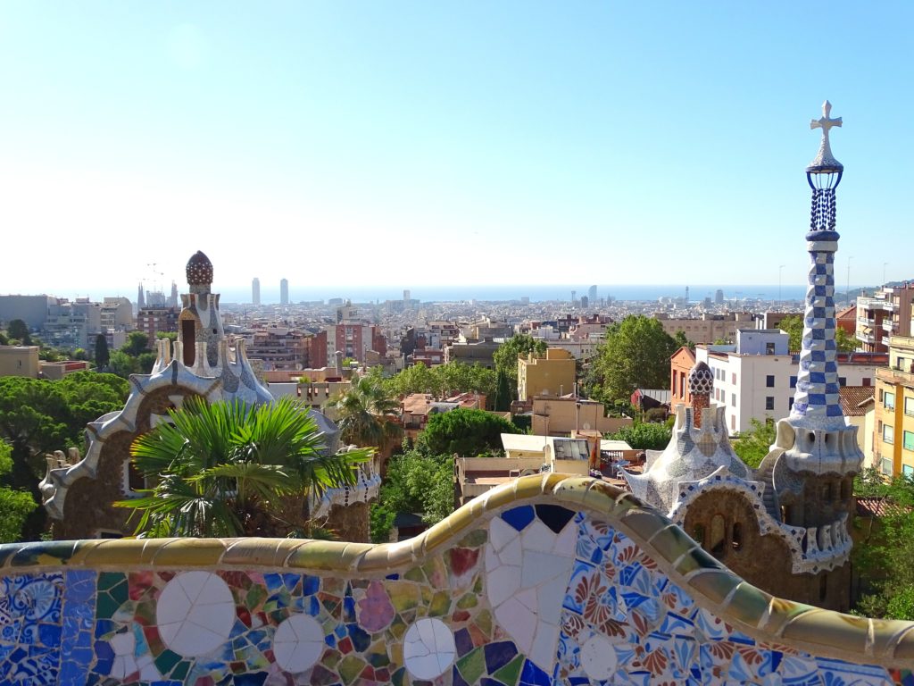 barcelona with teenagers: parc guell view Copyright©2016 mapandfamily.com