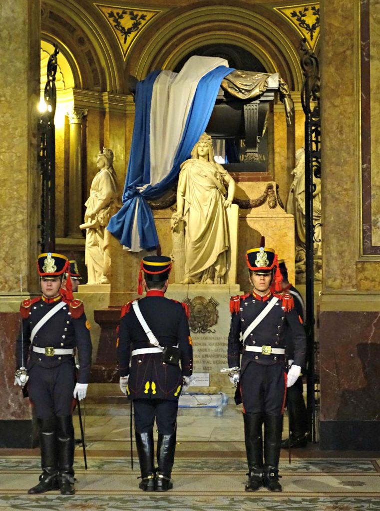 Buenos Aires family holiday. Cathedral guard. Copyright©2016 reserved to photographer. Contact mapandfamily.com 