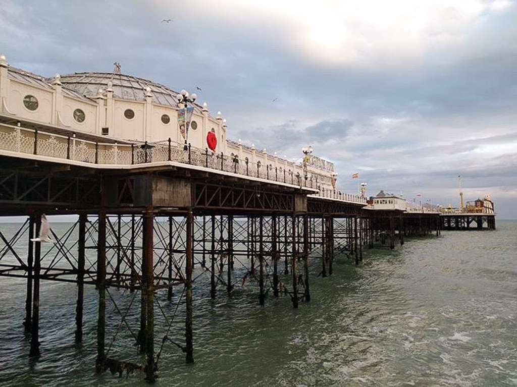 Things to do in Brighton with teens, view of Palace Pier Brighton copyright @2018 reserved to photographer via mapandfamily.com