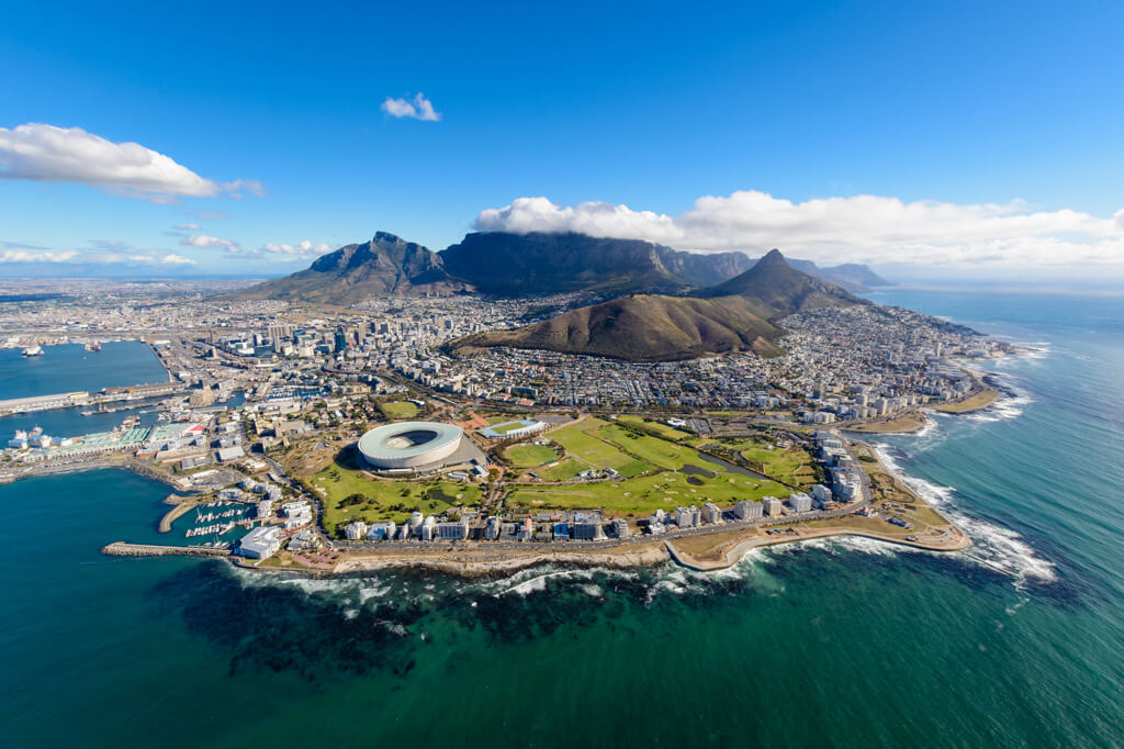 Aerial view of Cape Town from helicopter. @DeyanD via DepositPhotos